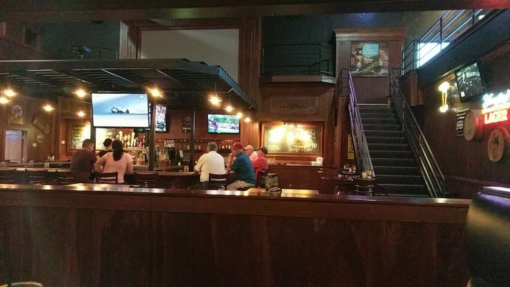 Craft House | 711 Plaza Dr, Chesterton, IN 46304, USA | Phone: (219) 929-5570