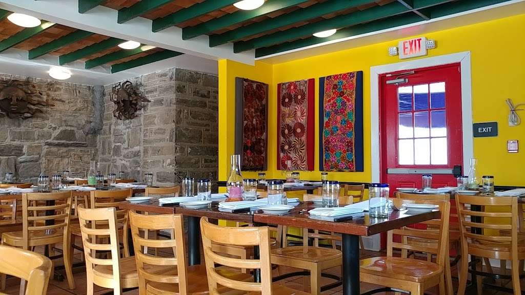 Tamarindos Mexican Restaurant | 726 Bethlehem Pike, Flourtown, PA 19031, USA | Phone: (215) 619-2390