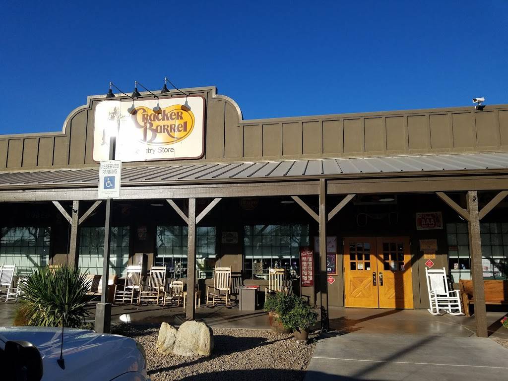 Cracker Barrel Old Country Store | 21611 N 26th Ave, Phoenix, AZ 85027, USA | Phone: (623) 582-6020