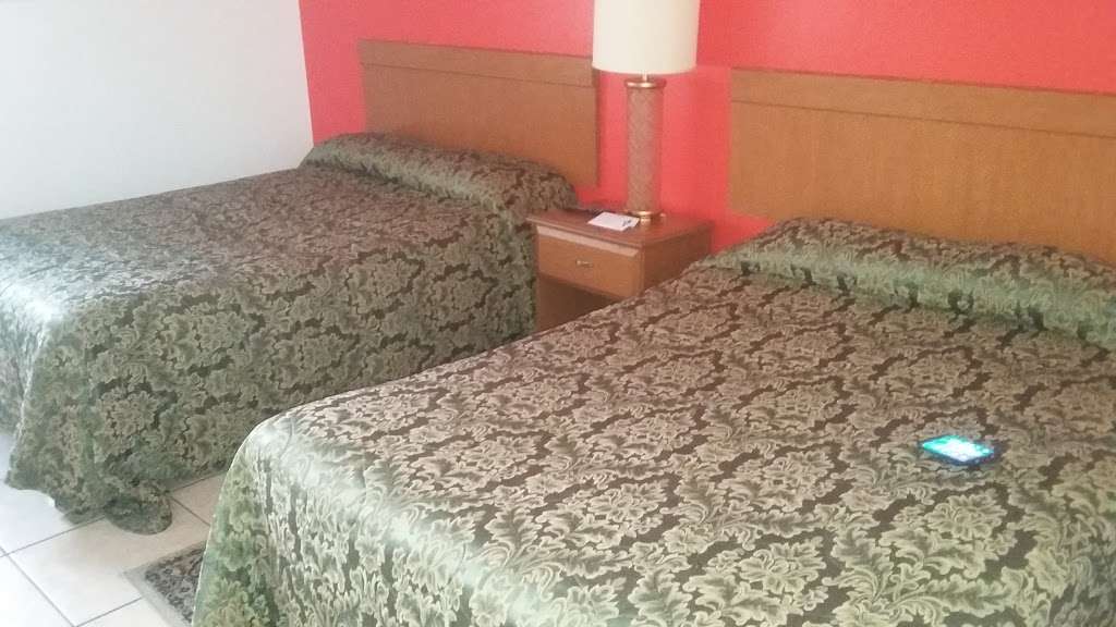 Sunrise Motel | 202 Boulevard, Seaside Heights, NJ 08751 | Phone: (732) 793-7471