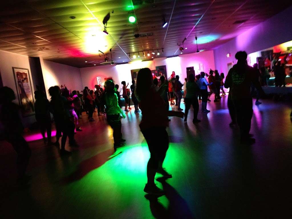 The Fitness Rave | 740 Concourse Cir, Middle River, MD 21220, USA | Phone: (410) 344-1999