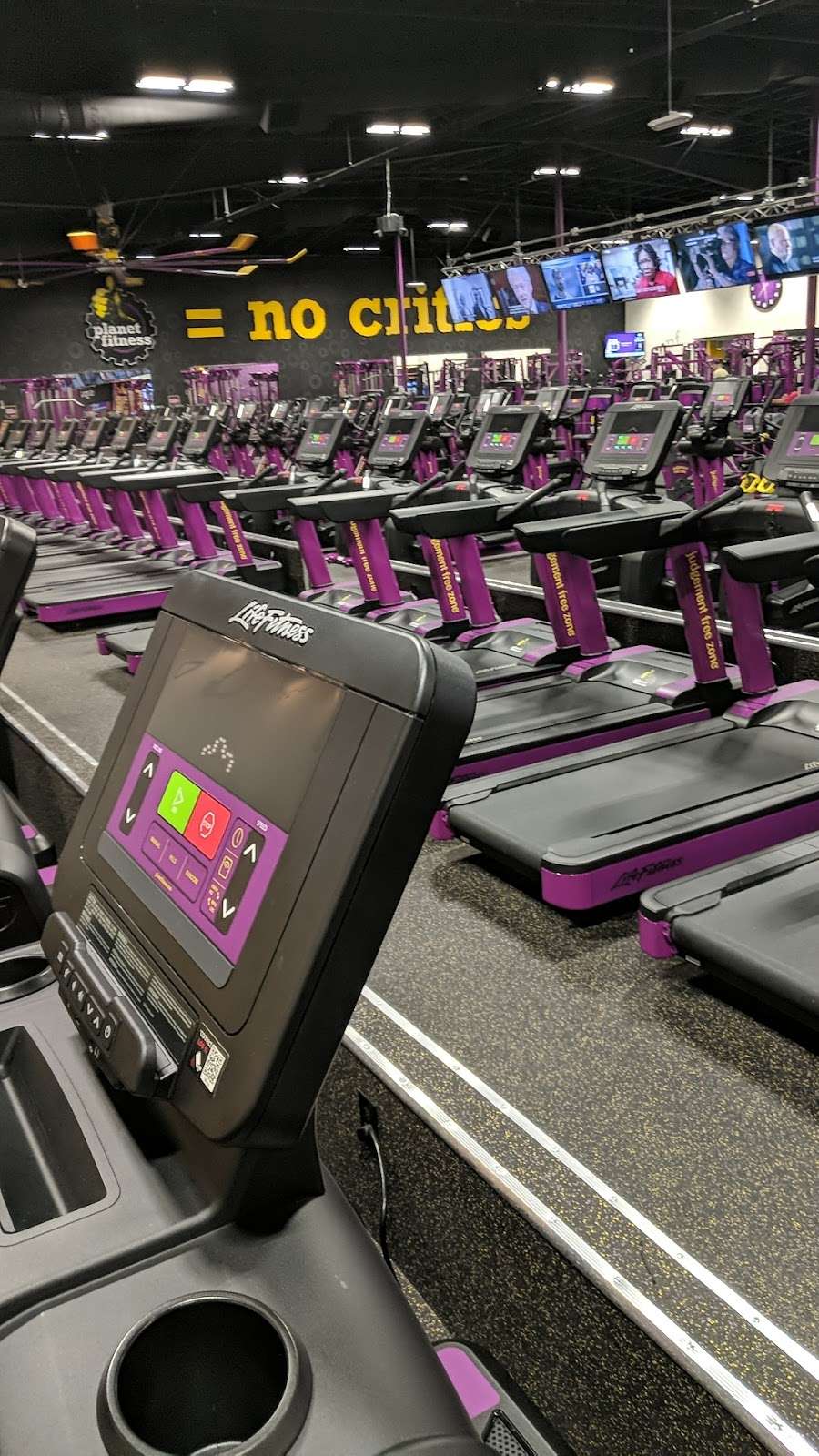 Planet Fitness | 12832 Rosecrans Ave, Norwalk, CA 90650, USA | Phone: (562) 278-1400