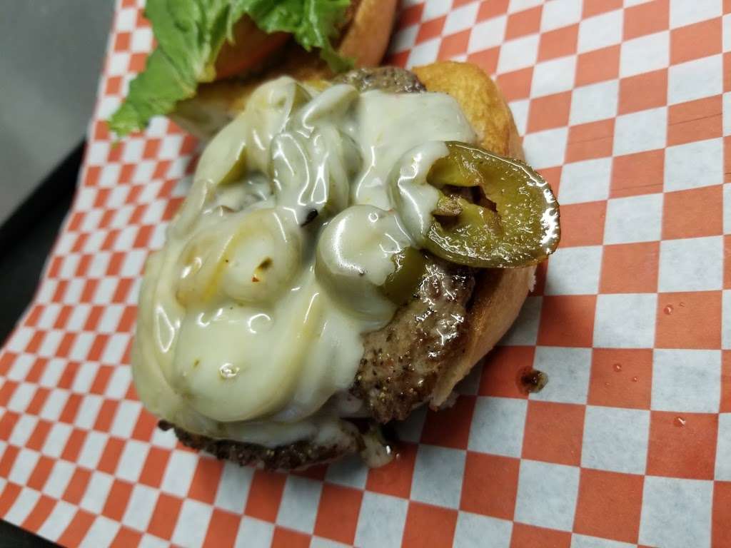 Papas Burgers | 709 West Old, W US Hwy 90, San Antonio, TX 78227, USA | Phone: (210) 336-7743