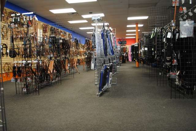 Hilason Saddles & Tack | 12002 Southwest Fwy, Meadows Place, TX 77477 | Phone: (713) 972-0404