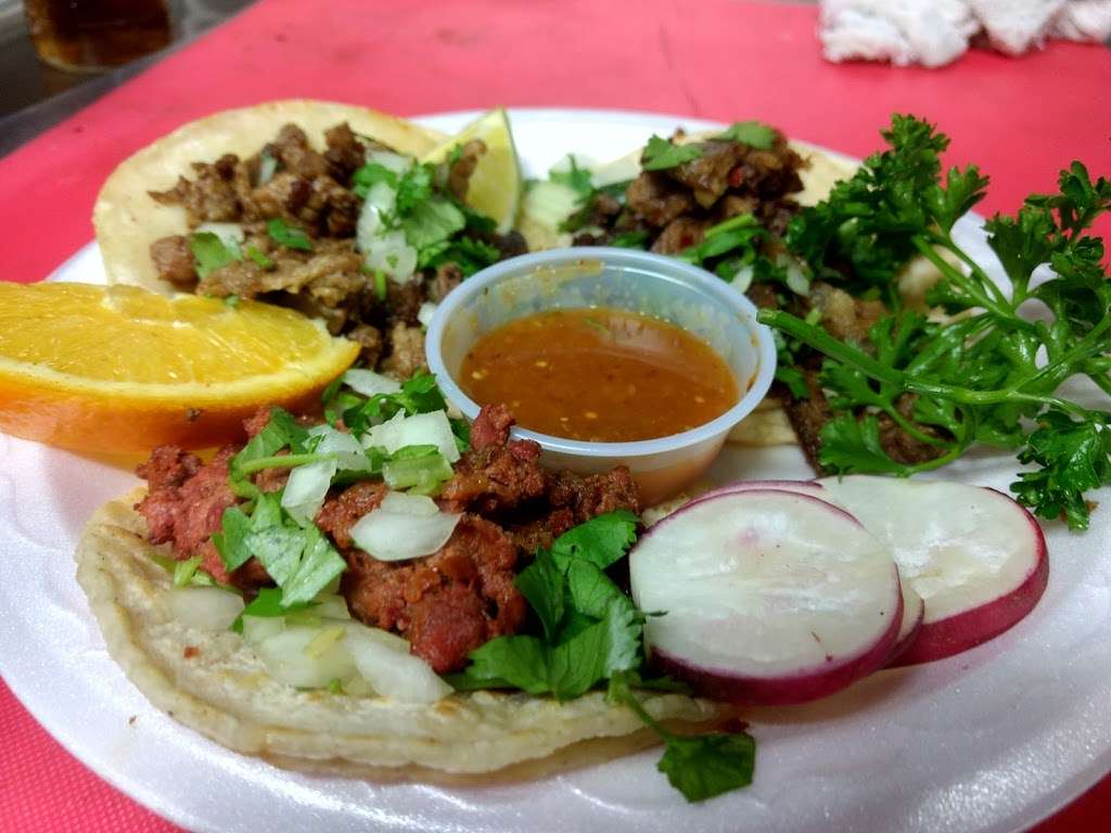 Tacos Martin | 2071 Darby St, Muscoy, CA 92407, USA | Phone: (951) 809-9386