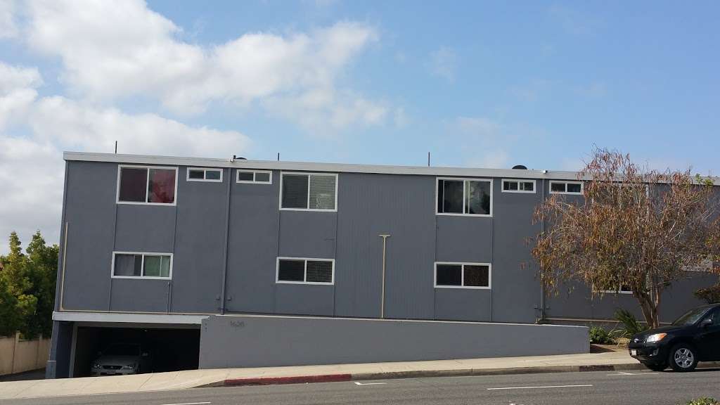 Aviation Townhomes | 1721 Aviation Blvd #43, Redondo Beach, CA 90278 | Phone: (310) 379-9039