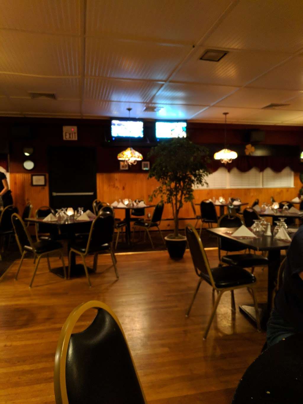 McCarthys Grill House | 374 NY-52, Carmel Hamlet, NY 10512, USA | Phone: (845) 225-6012