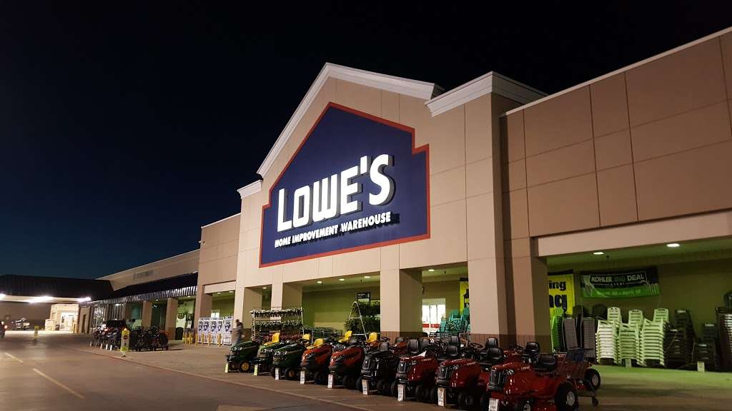 Lowes Home Improvement | 203 SW Loop 410, San Antonio, TX 78245 | Phone: (210) 520-8066