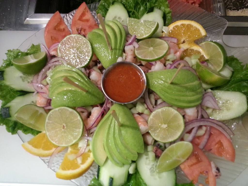 El Marinero Family Restaurant | 11025 Alondra Blvd, Norwalk, CA 90650, USA | Phone: (562) 863-5252