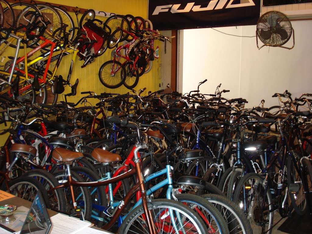 Daniels Bicycle Rentals-Sales | 13737 Fiji Way, Marina Del Rey, CA 90292 | Phone: (310) 980-4045