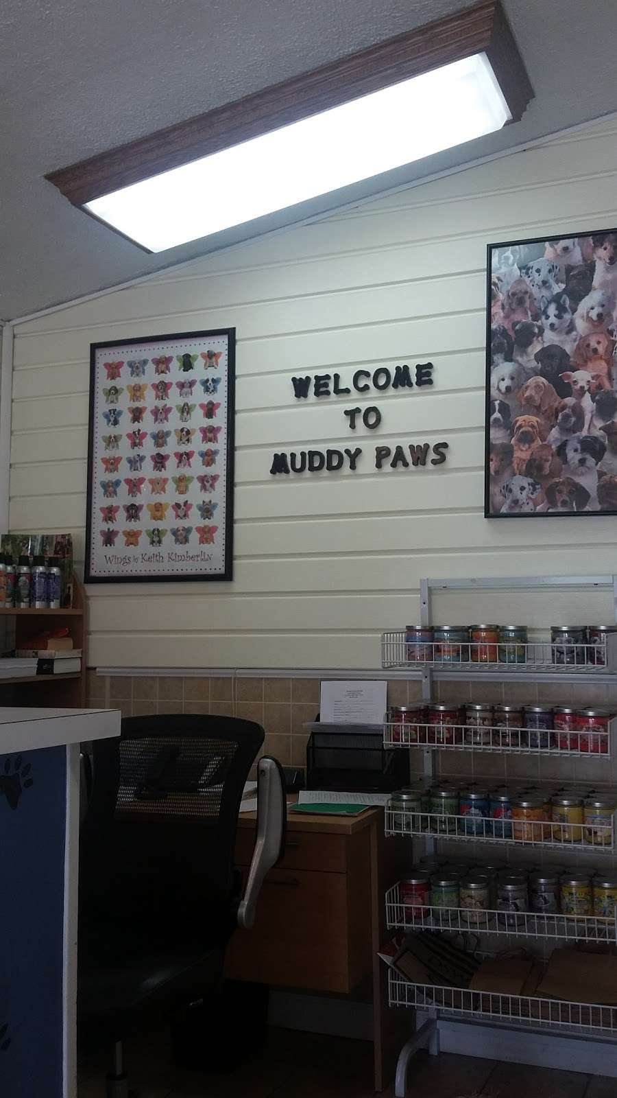 Muddy Paws Pet Center | 11209 Tippett Rd, Clinton, MD 20735 | Phone: (301) 297-7600