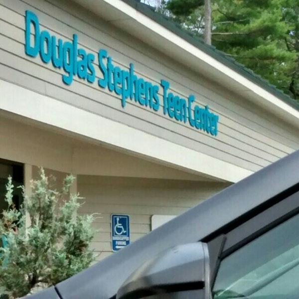 Douglas Stephens Teen Center | Beverly, MA 01915, USA | Phone: (978) 929-6855