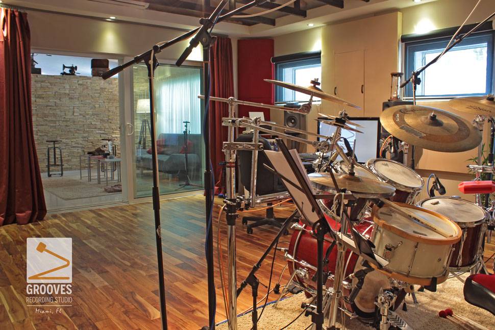 Grooves Recording Studio | 19660 NW 83rd Ave, Hialeah, FL 33015, USA | Phone: (786) 486-9288