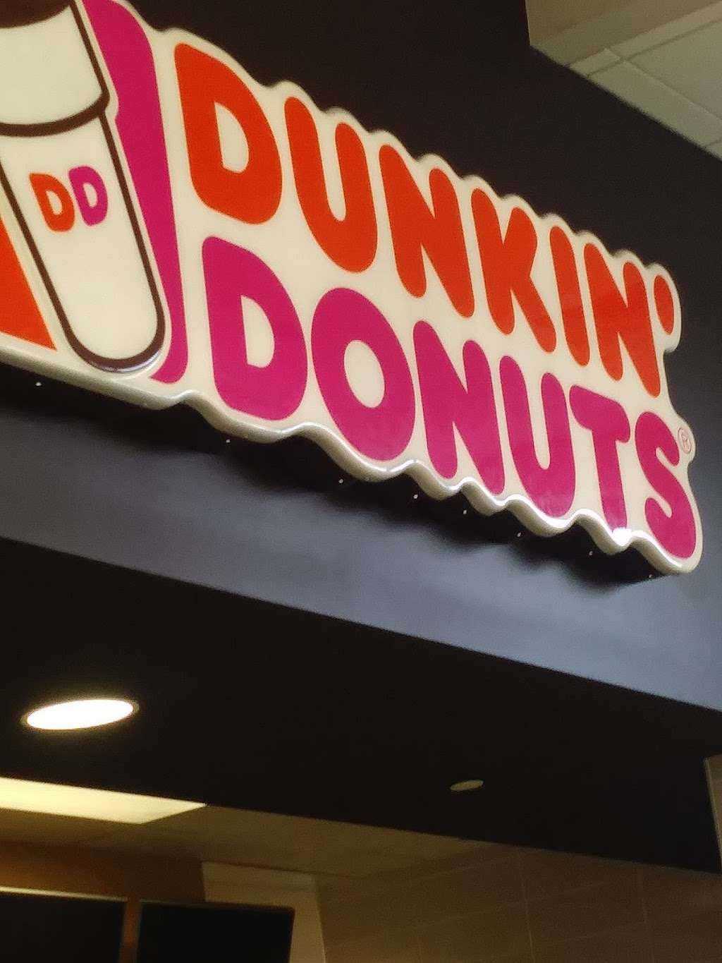 Dunkin Donuts | 2152 Okeechobee Blvd, West Palm Beach, FL 33409, USA | Phone: (561) 478-7141