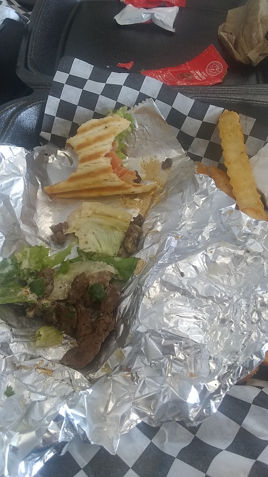 In-Out Gyros | 8401 Boulevard 26, North Richland Hills, TX 76180, USA | Phone: (817) 576-4664