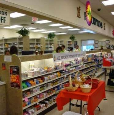 Royer Pharmacy | 335 W Main St, Leola, PA 17540, USA | Phone: (717) 656-3784