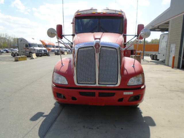 Schneider Truck Sales | 7101 17th Ave, Gary, IN 46406, USA | Phone: (800) 635-9801