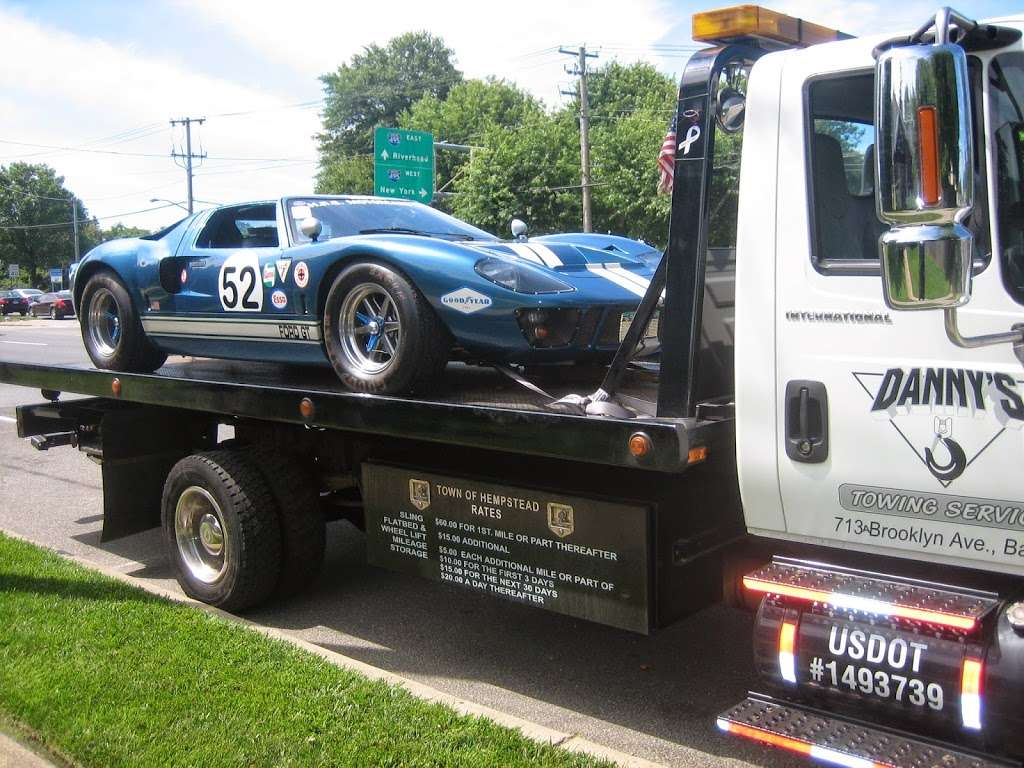 Dannys Towing Service | 305 Lincoln Ave, Rockville Centre, NY 11570 | Phone: (516) 317-6610