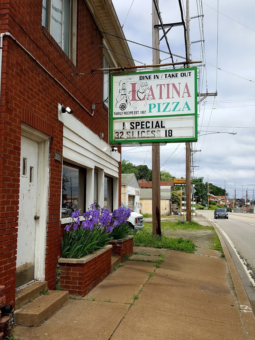 Latina Pizza | 4426 Kennywood Blvd, West Mifflin, PA 15122, USA | Phone: (412) 462-4278