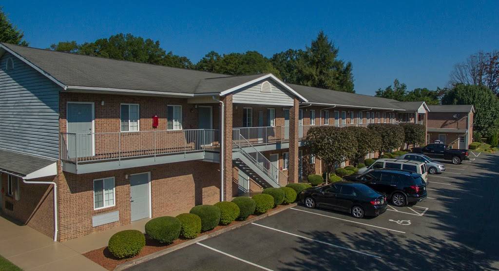 Affordable Corporate Suites | 2305 133, Beechnut Ln, Statesville, NC 28625, USA | Phone: (704) 838-0026