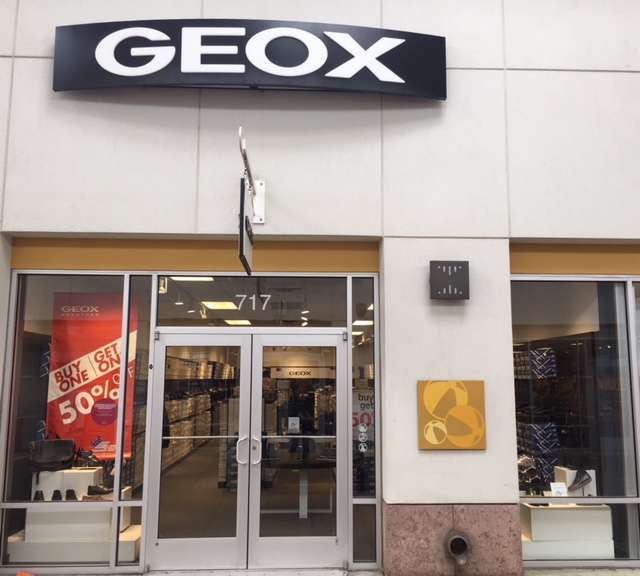Geox | 1 PREMIUM OUTLET BLVD. SPACE, Tinton Falls, NJ 07753, USA | Phone: (732) 493-2376