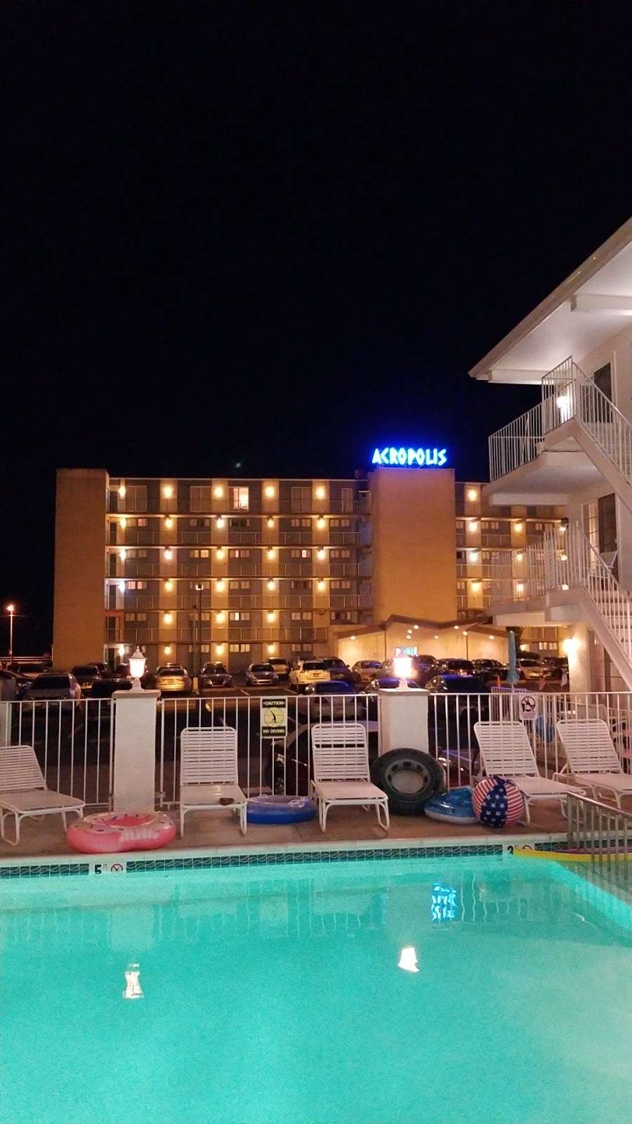 Acropolis Oceanfront Resort | 300 John F Kennedy Beach Dr, North Wildwood, NJ 08260, USA | Phone: (609) 522-5400