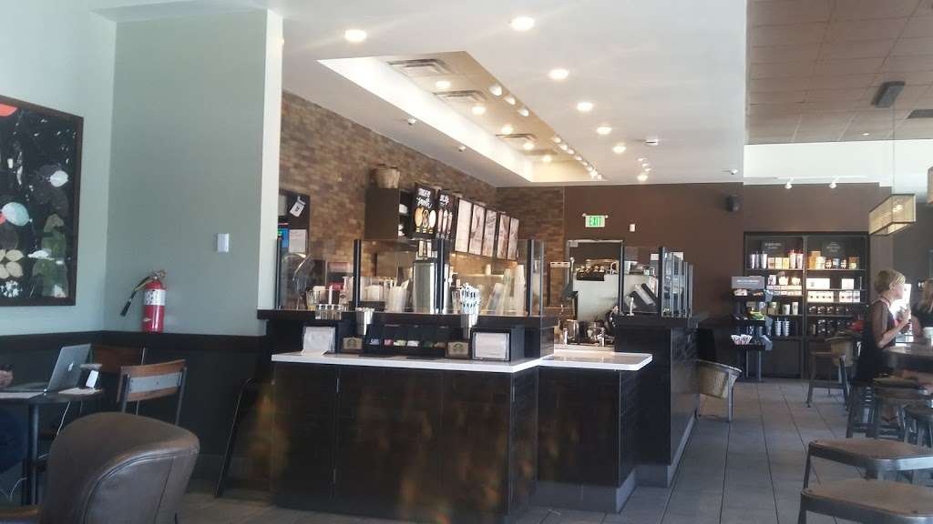 Starbucks | 735 S Green Valley Pkwy, Henderson, NV 89052, USA | Phone: (702) 757-5611