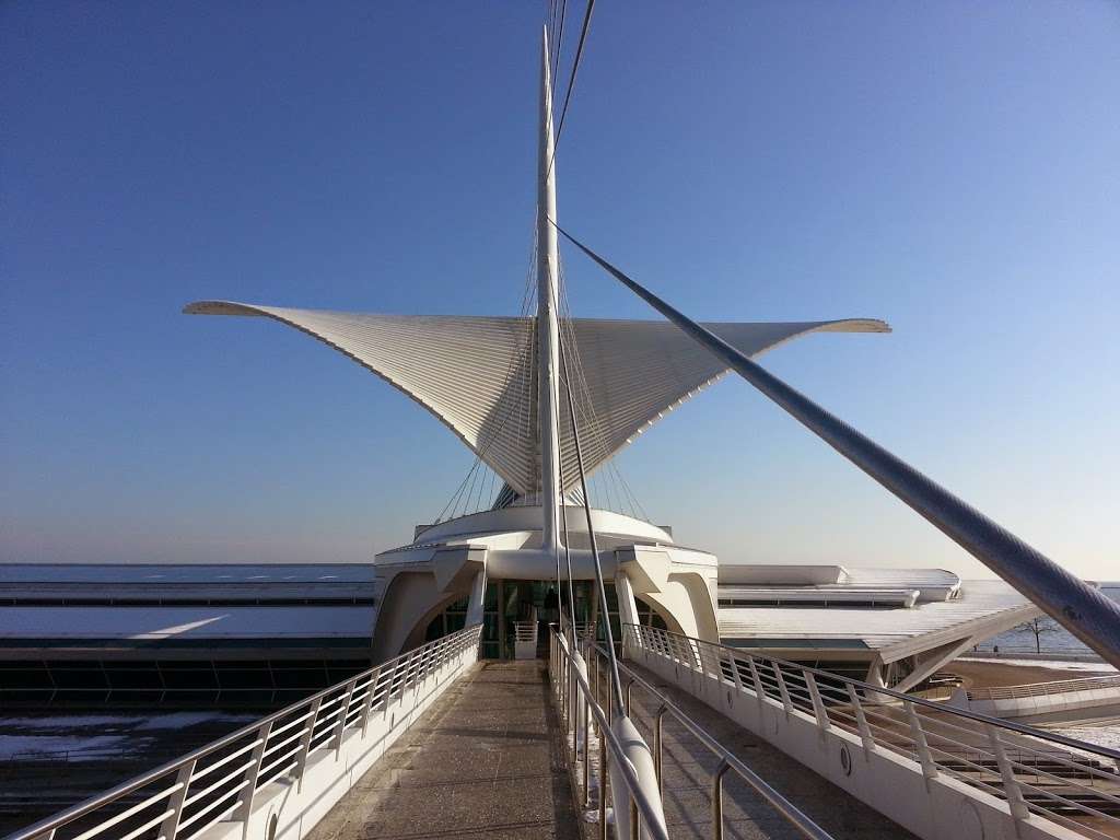 Milwaukee Art Museum | 700 N Art Museum Dr, Milwaukee, WI 53202, USA | Phone: (414) 224-3200