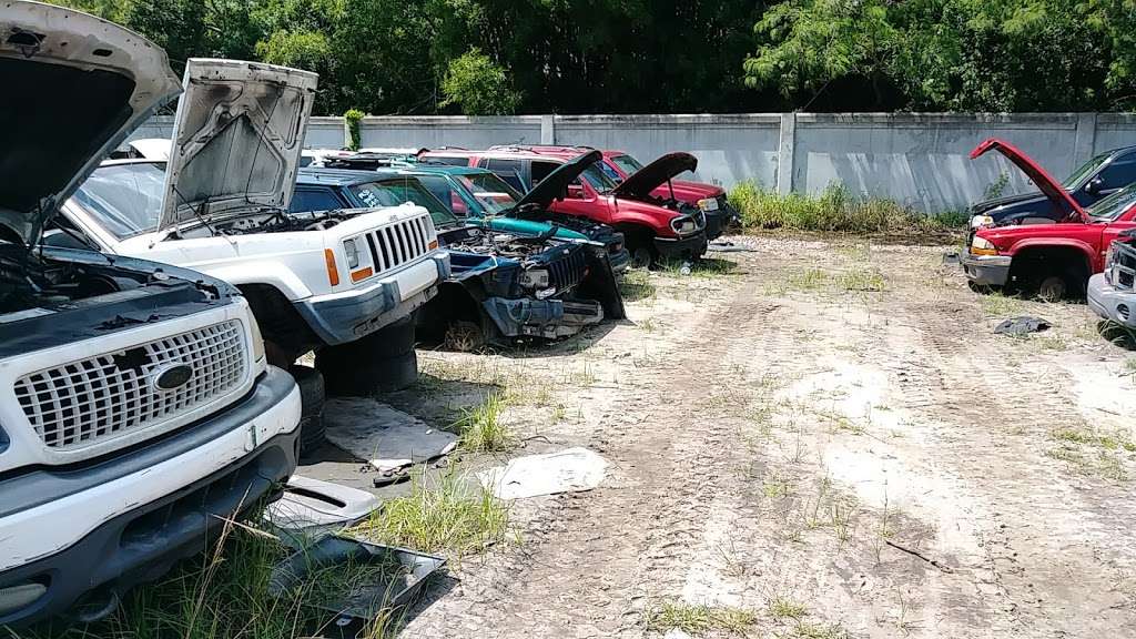 Snake Road Auto Salvage | 1650 SE Salerno Rd, Stuart, FL 34997, USA | Phone: (772) 287-2060