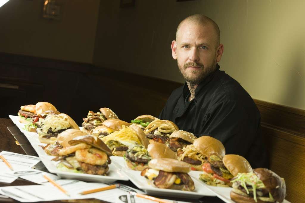 Stuft a burger bar | 1294 Main St, Windsor, CO 80550, USA | Phone: (970) 674-5037