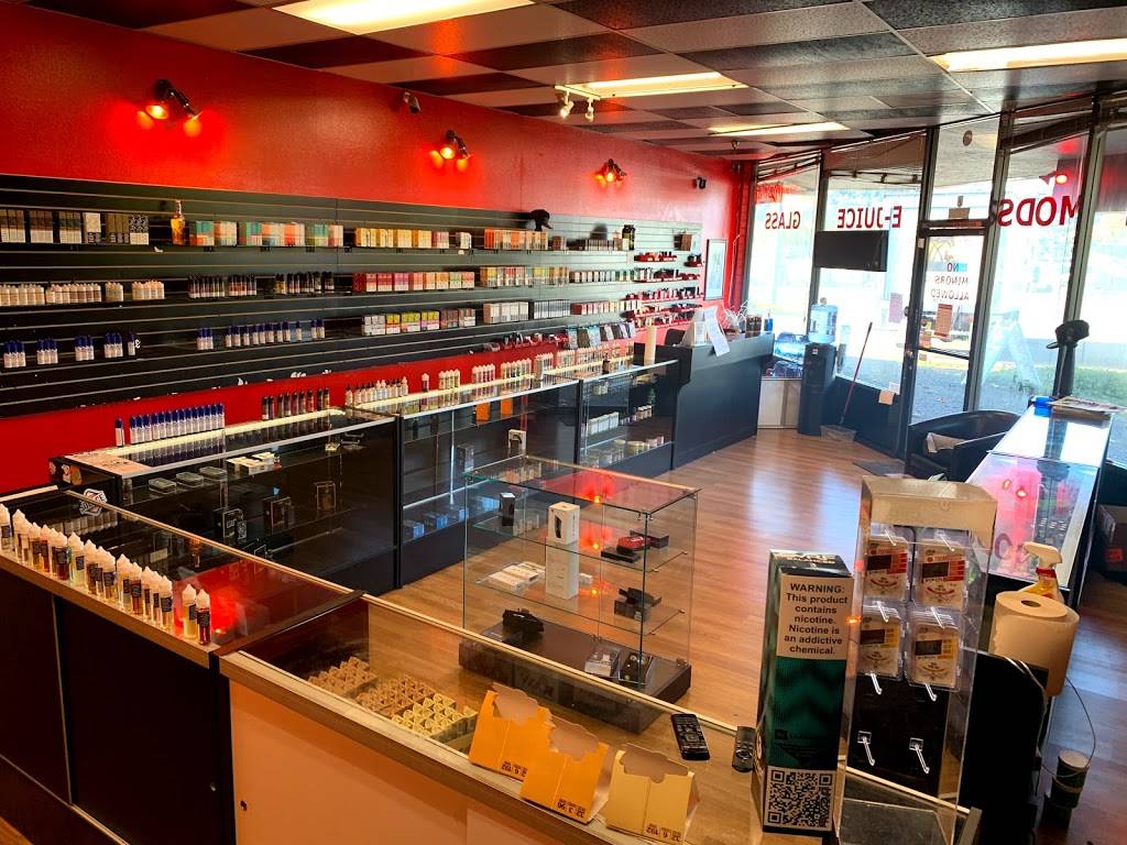 Luxury Vapors | 17022 SE McLoughlin Blvd, Milwaukie, OR 97267, USA | Phone: (503) 908-8180