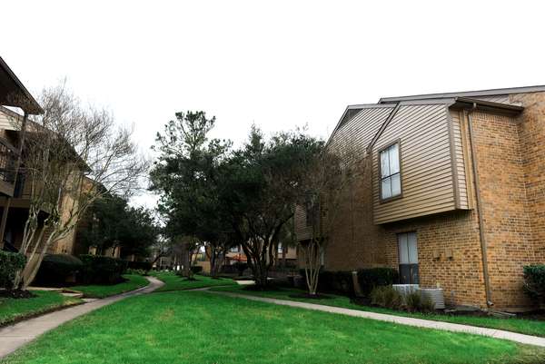 Westborough Crossing Apartments | 2031 Westborough Dr, Katy, TX 77449, USA | Phone: (281) 578-2526