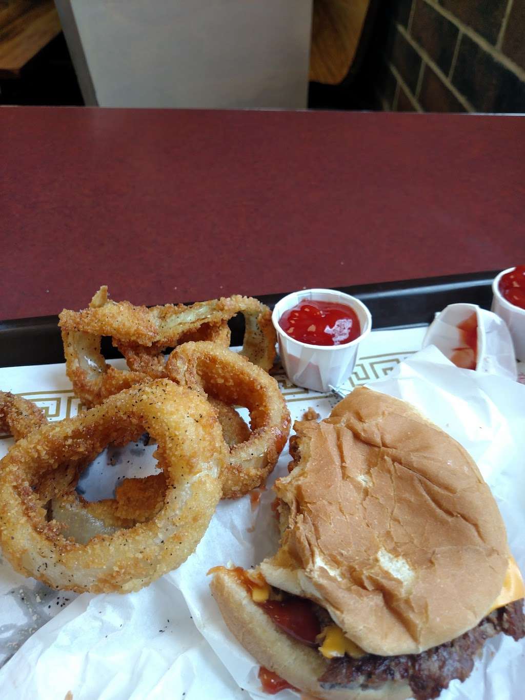 Big Burger | 4700 NE Vivion Rd, Kansas City, MO 64119 | Phone: (816) 452-2119