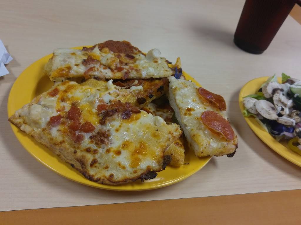 Cicis | 950 N Beach St, Fort Worth, TX 76111, USA | Phone: (817) 759-0033