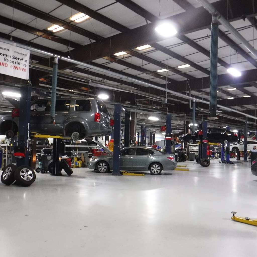 Gunn Honda Service Center | 14610 I-10, San Antonio, TX 78249, USA | Phone: (888) 323-6413