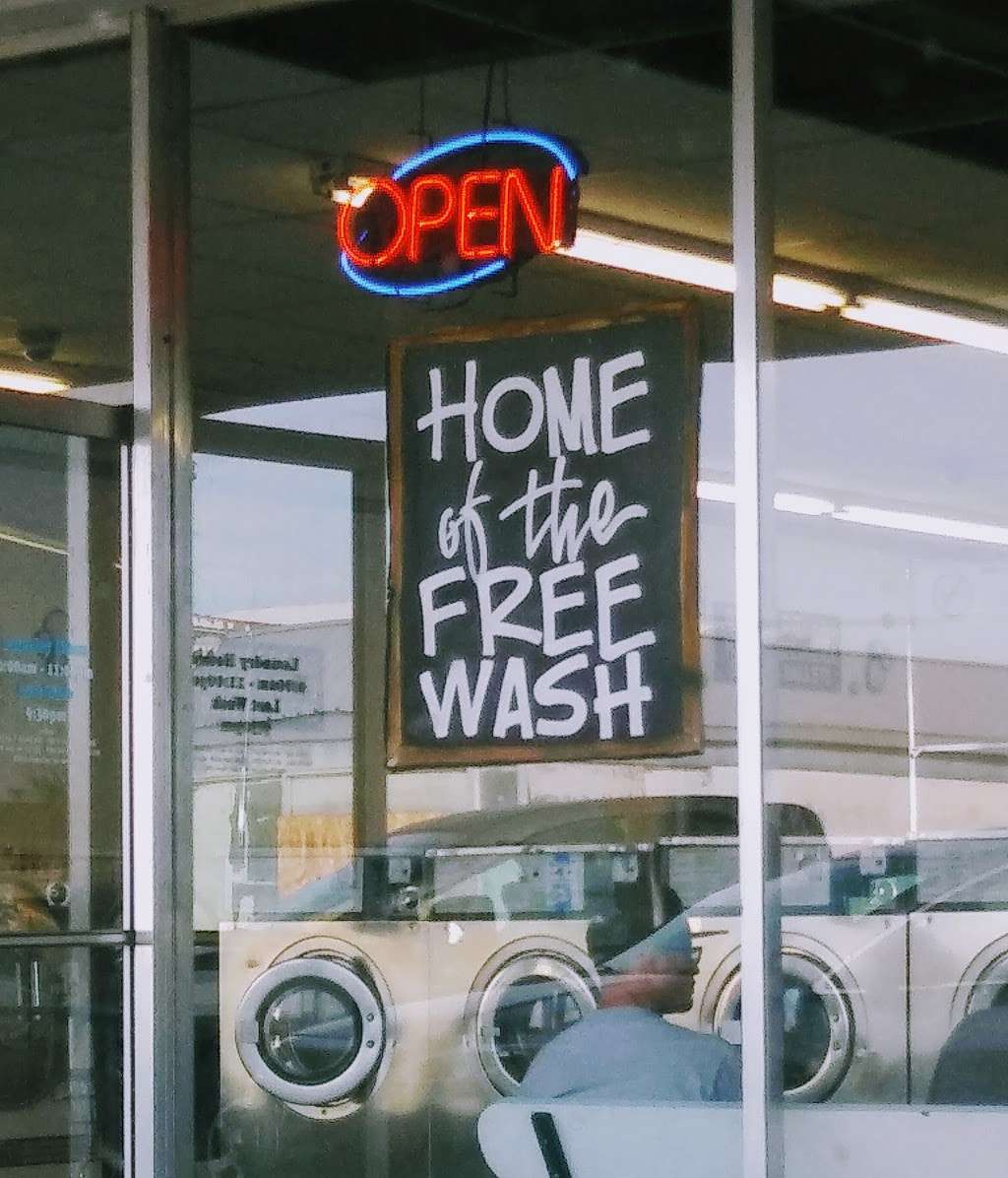 Sandys Coin Wash Inc | 124 E Ave. J, Lancaster, CA 93535 | Phone: (661) 948-3077