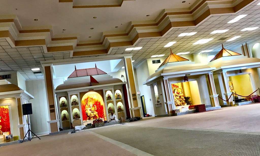 Durga Temple of Virginia | 8400 Durga Pl, Fairfax Station, VA 22039 | Phone: (703) 690-9355