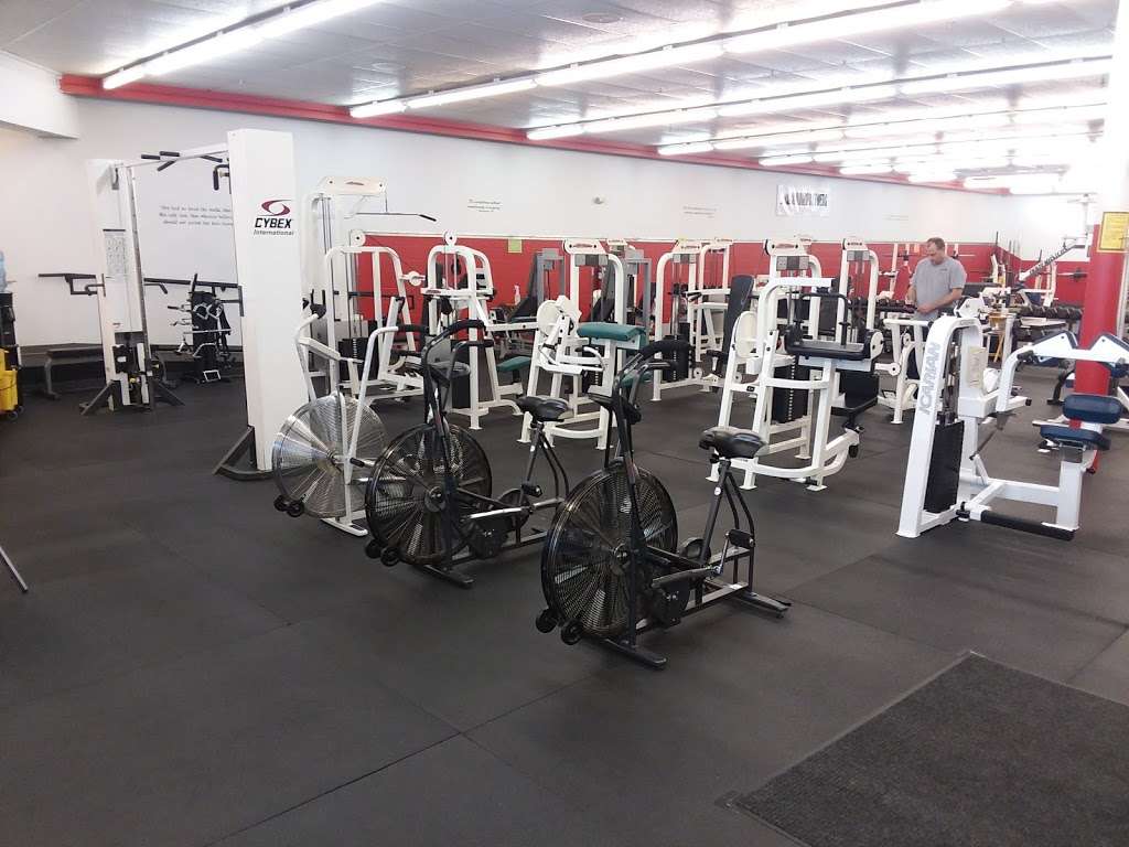 Lords Gym | 74 E Forrest Ave, Shrewsbury, PA 17361 | Phone: (717) 235-7474