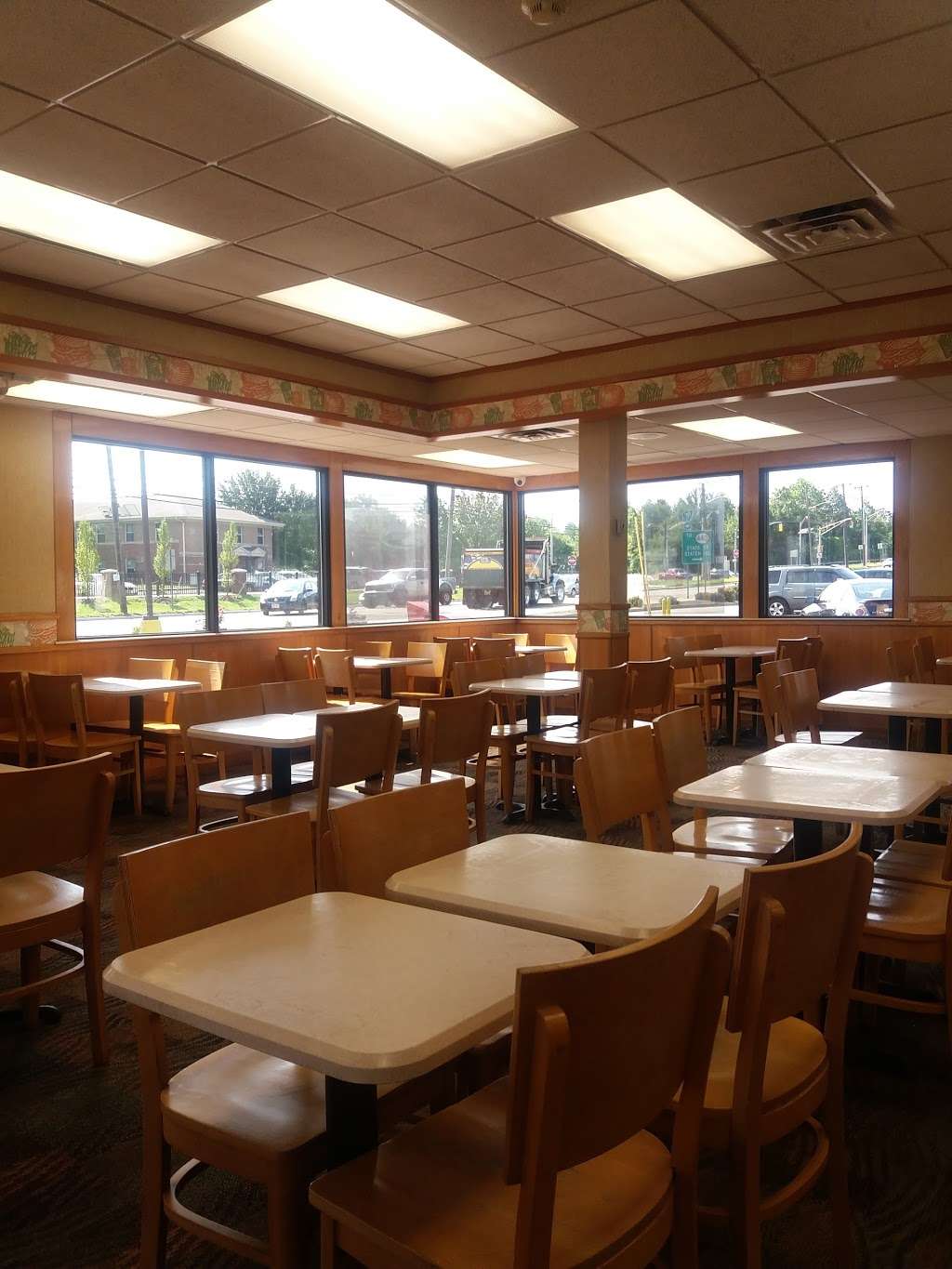 Wendys | 853 Convery Blvd, Perth Amboy, NJ 08861 | Phone: (732) 442-4986