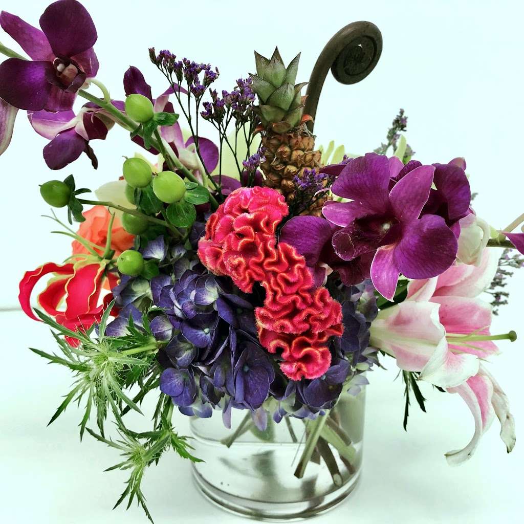 Olps Flower Shop | 127 N Main St, Jacobus, PA 17407, USA | Phone: (717) 428-2357