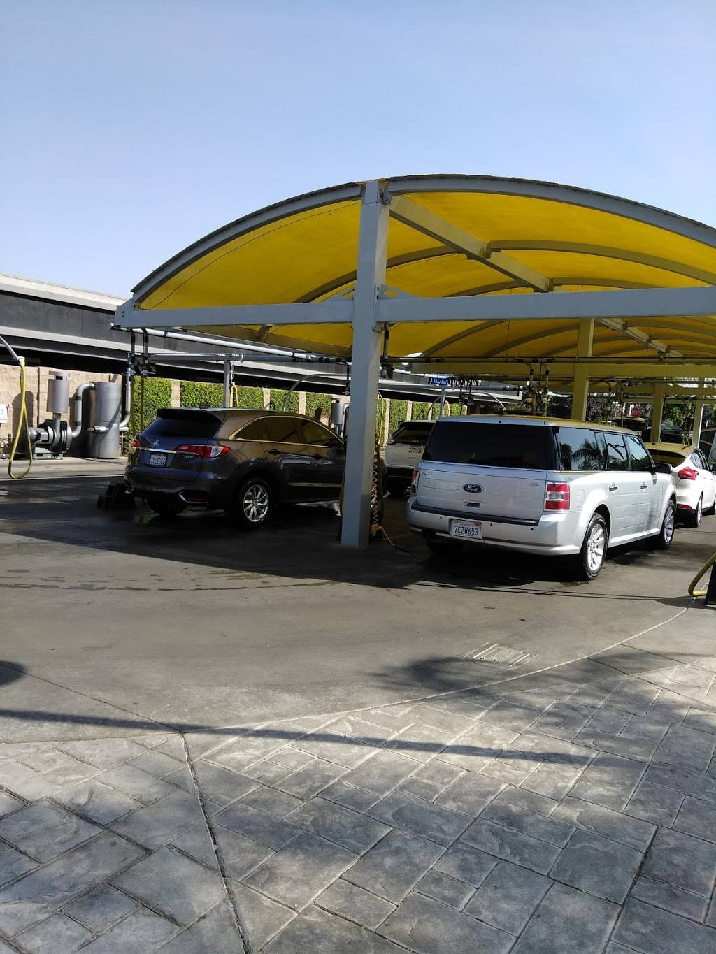 California Car Wash | 4661 Quail Lakes Dr, Stockton, CA 95207, USA | Phone: (209) 957-9274