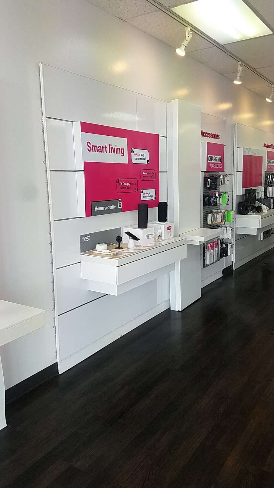 T-Mobile | 3452 Palmer Hwy, Texas City, TX 77590 | Phone: (409) 943-5400