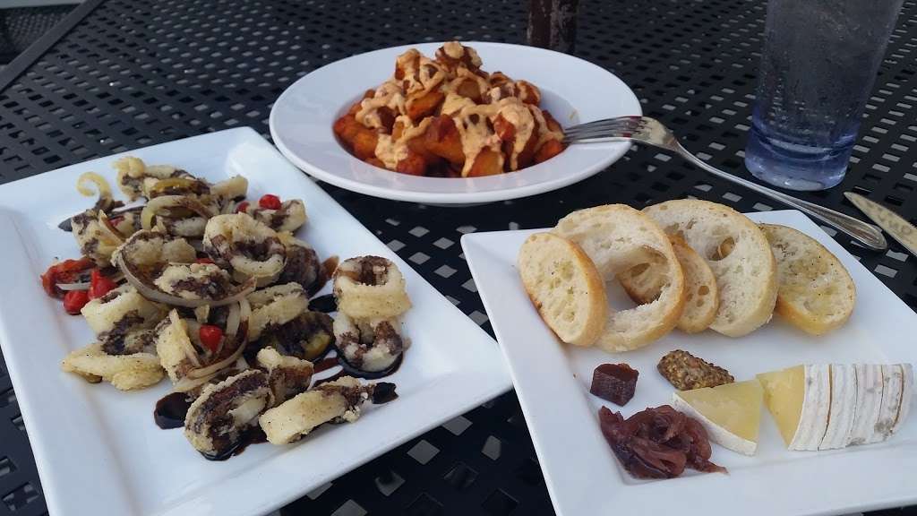 Bacchus Wine & Tapas | 138 Village View Dr #107, Mooresville, NC 28117 | Phone: (704) 997-2851