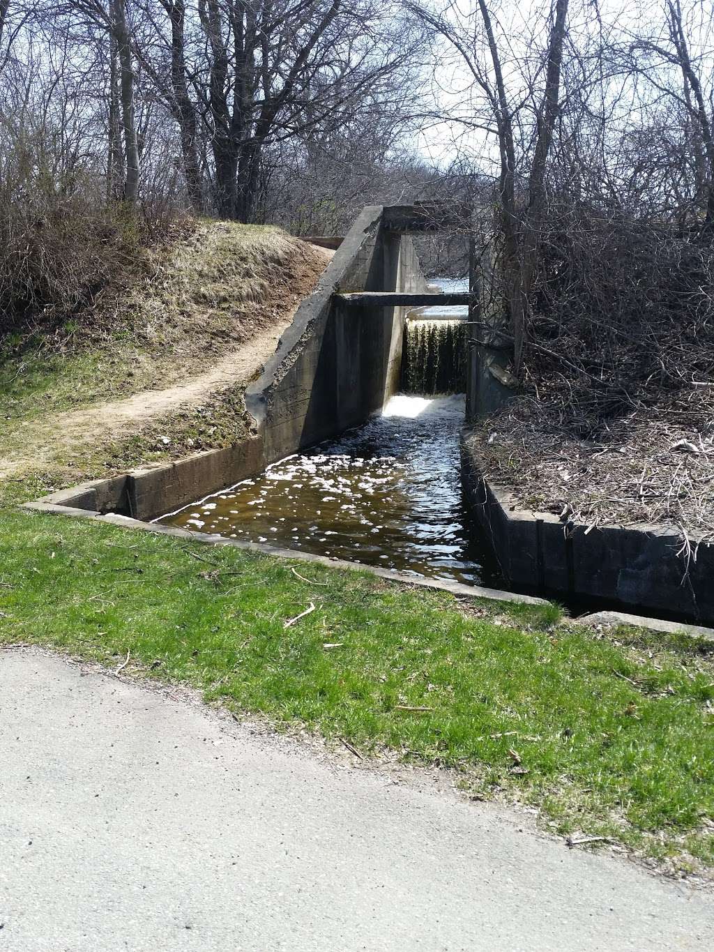 John Margis JR Wildlife Area | 7401 Fish Hatchery Rd, Burlington, WI 53105, USA