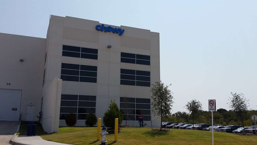Chewy Warehouse | 7243 Grady Niblo Rd, Dallas, TX 75236, USA | Phone: (866) 592-4399