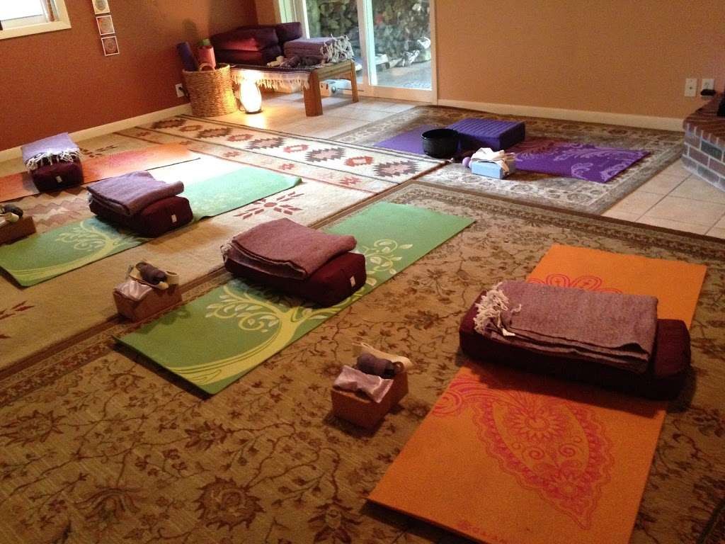 Gentle Heart Yoga and Wellness | 615 N Staats Dr, Bloomington, IN 47408, USA | Phone: (317) 908-9077