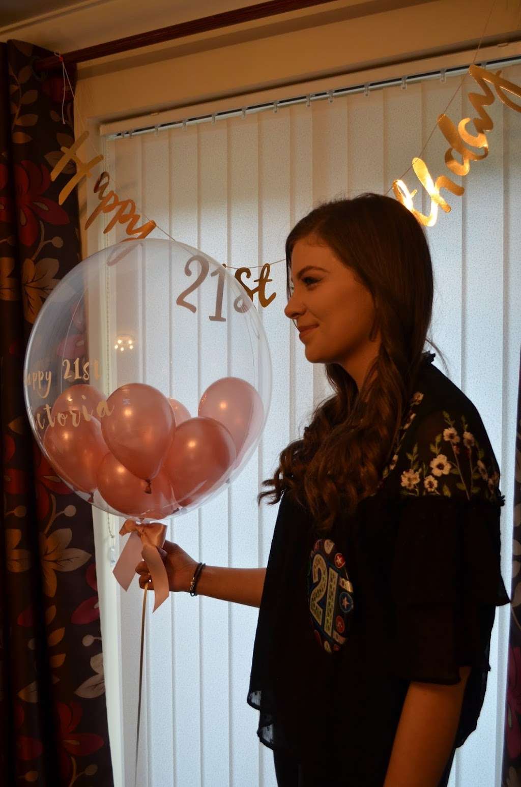 Shell Belles Balloons | 117 The Vineyard, Welwyn Garden City AL8 7PX, UK | Phone: 07525 205776