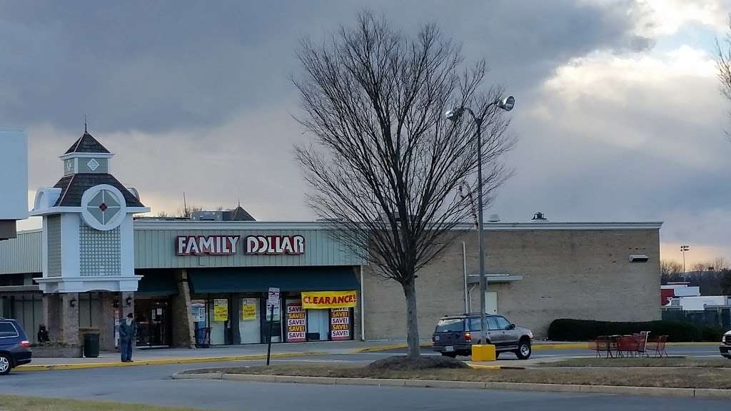 Family Dollar | 302 Enterprise St, Sterling, VA 20164, USA | Phone: (703) 421-9289