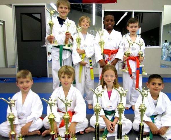 Fort Bend Martial Arts Academy | 727 Plantation Dr # 300, Richmond, TX 77406, USA | Phone: (281) 342-3262