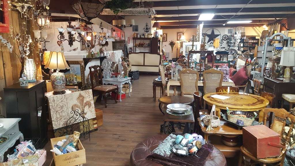 Antiques Decor & More | 8380 Spencer Hwy, La Porte, TX 77571, USA | Phone: (281) 478-4044